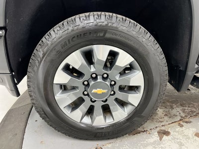 2022 Chevrolet Silverado 2500 HD Custom