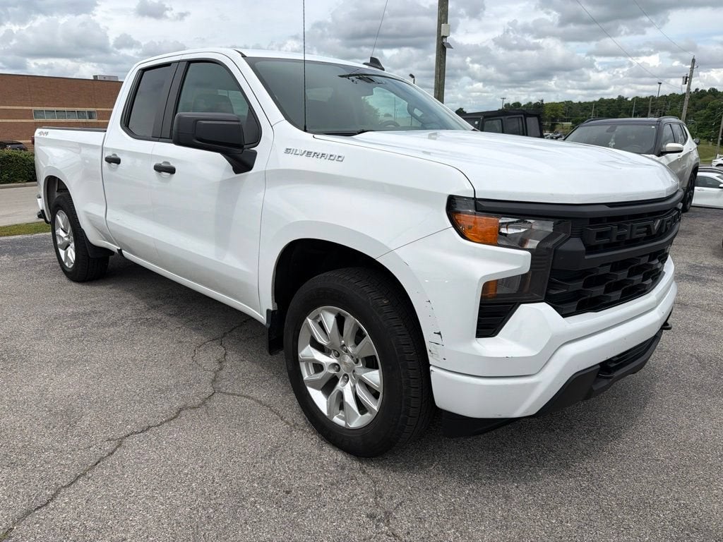 2023 Chevrolet Silverado 1500 Custom