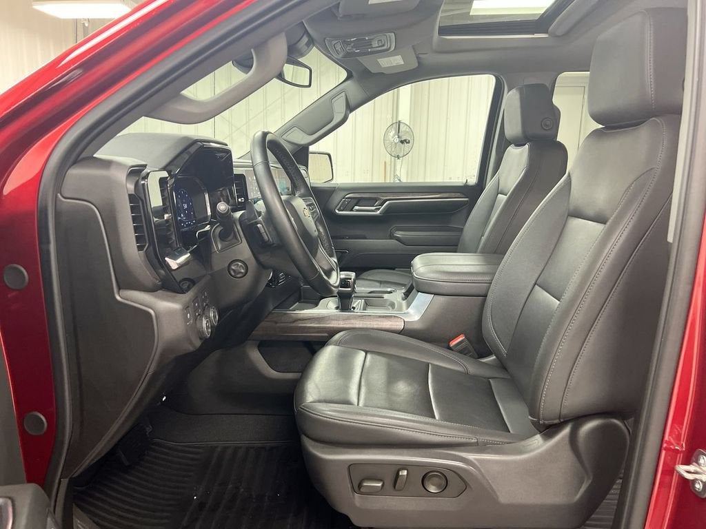 2024 Chevrolet Silverado 1500 LTZ