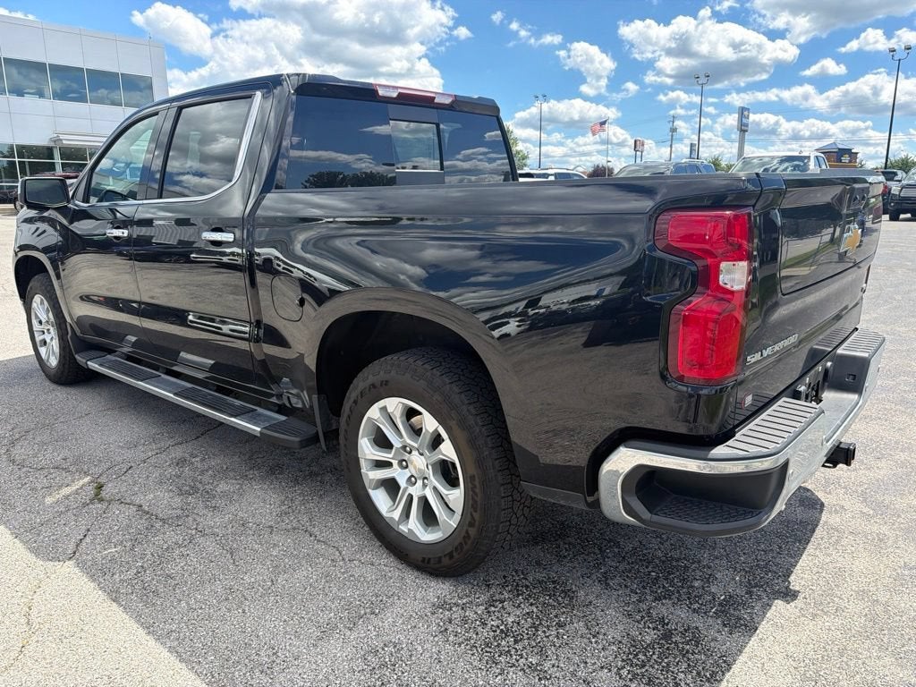 2024 Chevrolet Silverado 1500 LTZ