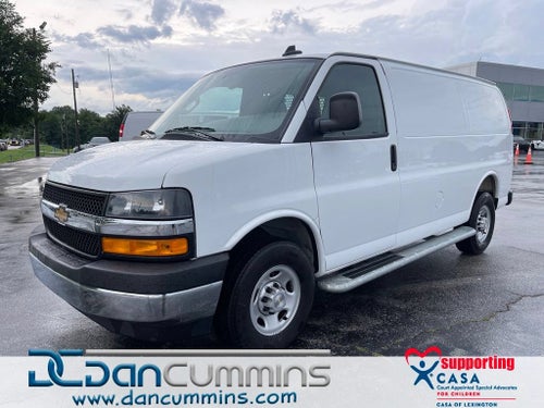 2025 Chevrolet Express Cargo WT