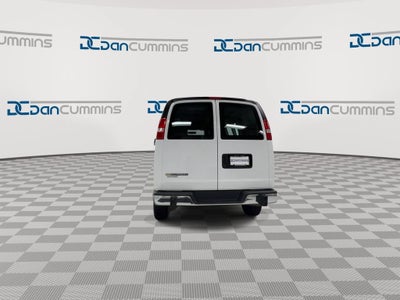 2025 Chevrolet Express Cargo WT