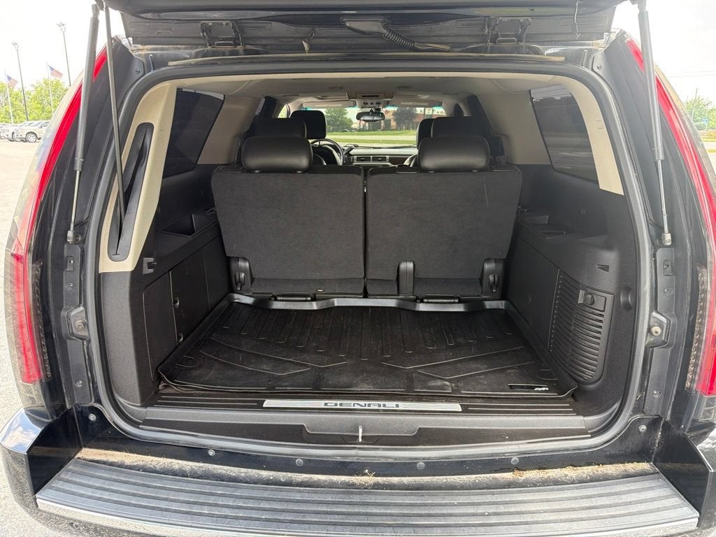 2008 GMC Yukon XL Base