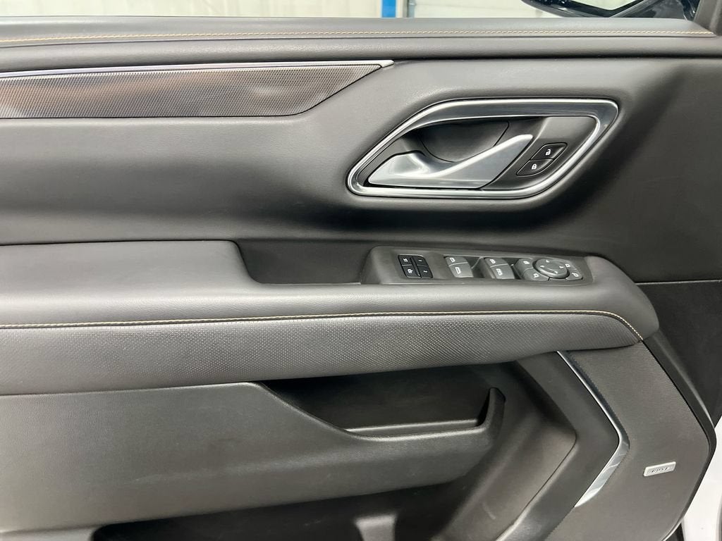 2022 GMC Yukon XL AT4