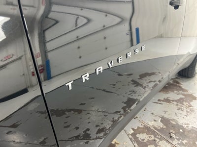 2022 Chevrolet Traverse LT Cloth