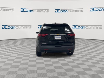 2022 Chevrolet Traverse LT Cloth