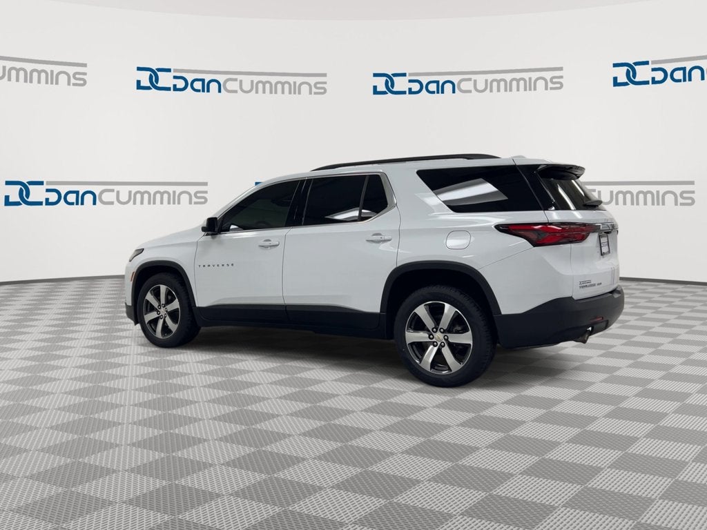 2023 Chevrolet Traverse LT Leather
