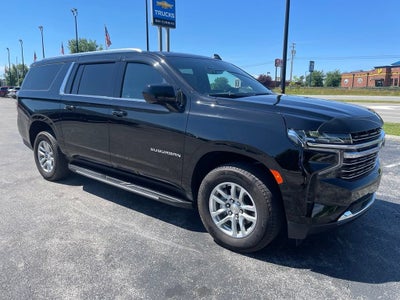 2023 Chevrolet Suburban LT