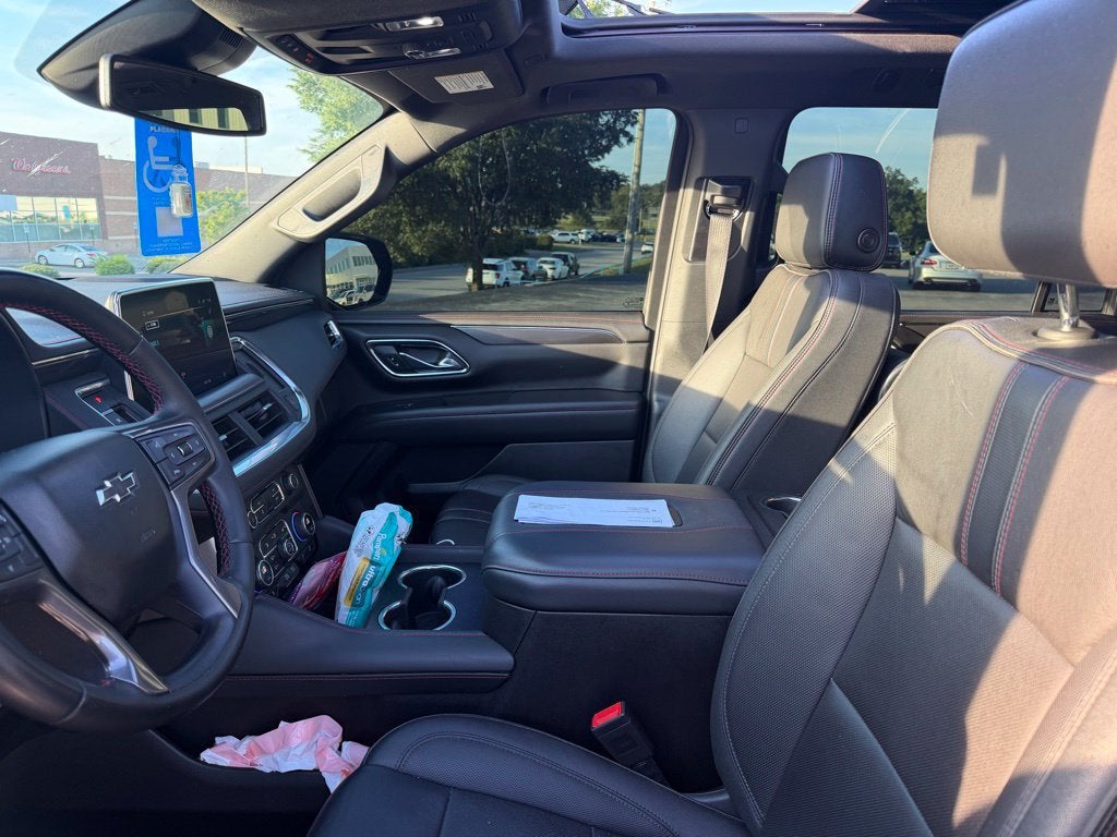 2023 Chevrolet Suburban RST