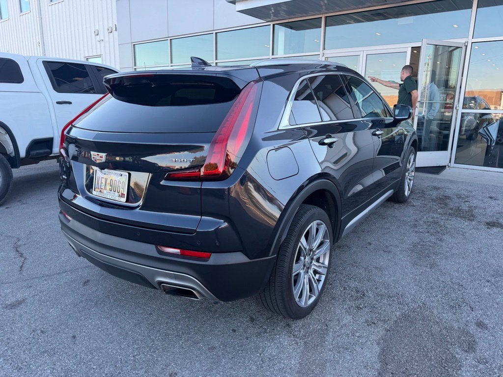 2023 Cadillac XT4 AWD Premium Luxury