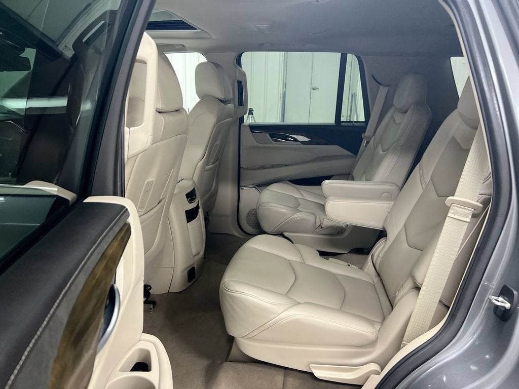 2020 Cadillac Escalade Luxury