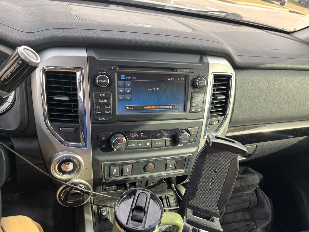 2017 Nissan Titan SV