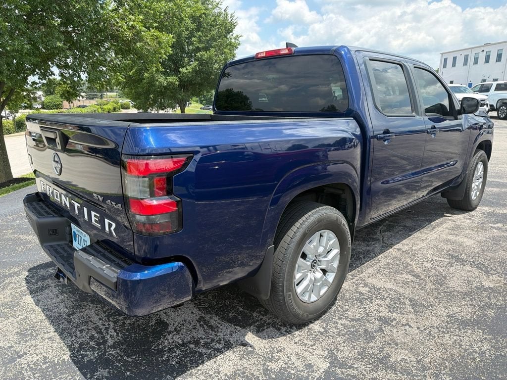 2022 Nissan Frontier SV