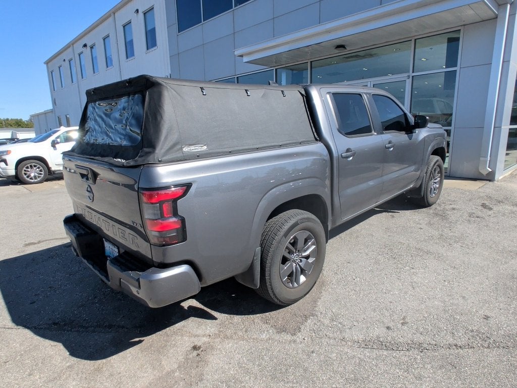 2025 Nissan Frontier SV