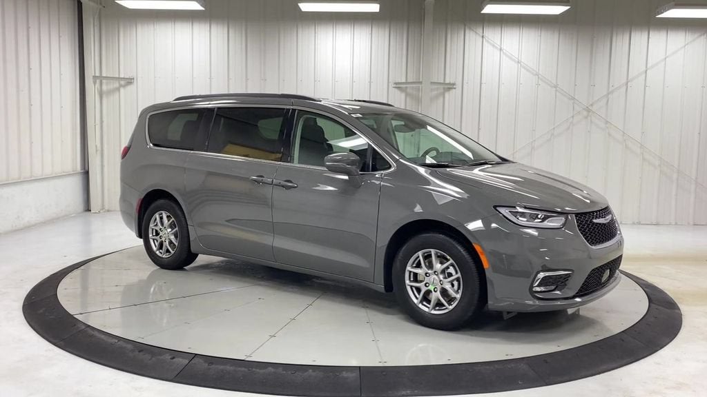 2021 Chrysler Pacifica Touring