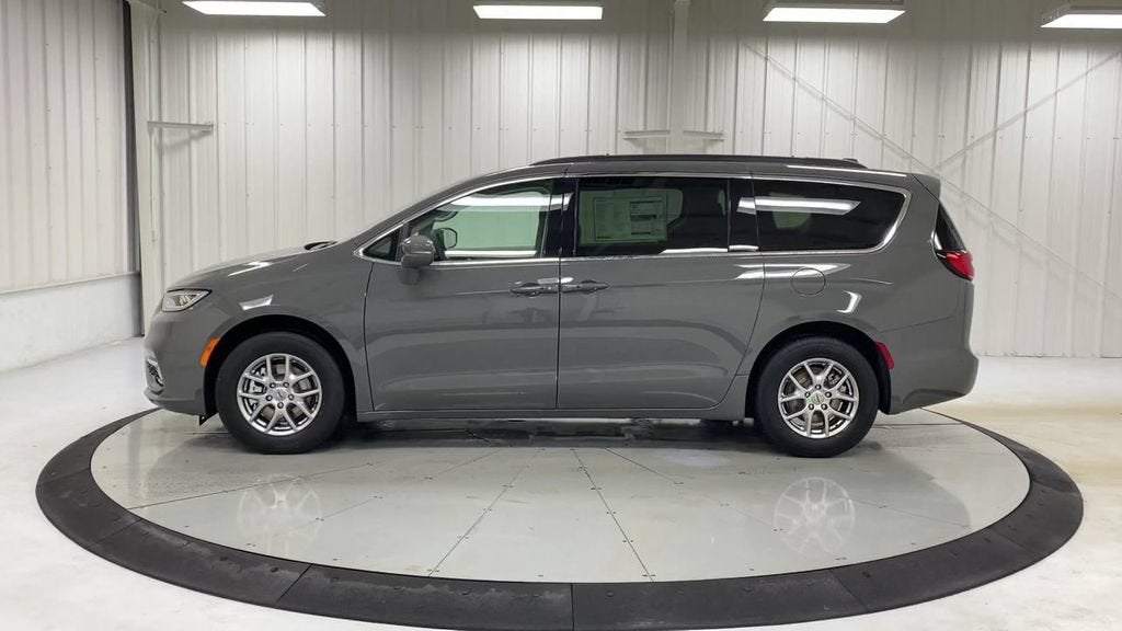 2021 Chrysler Pacifica Touring
