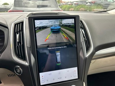 2023 Ford Edge Titanium