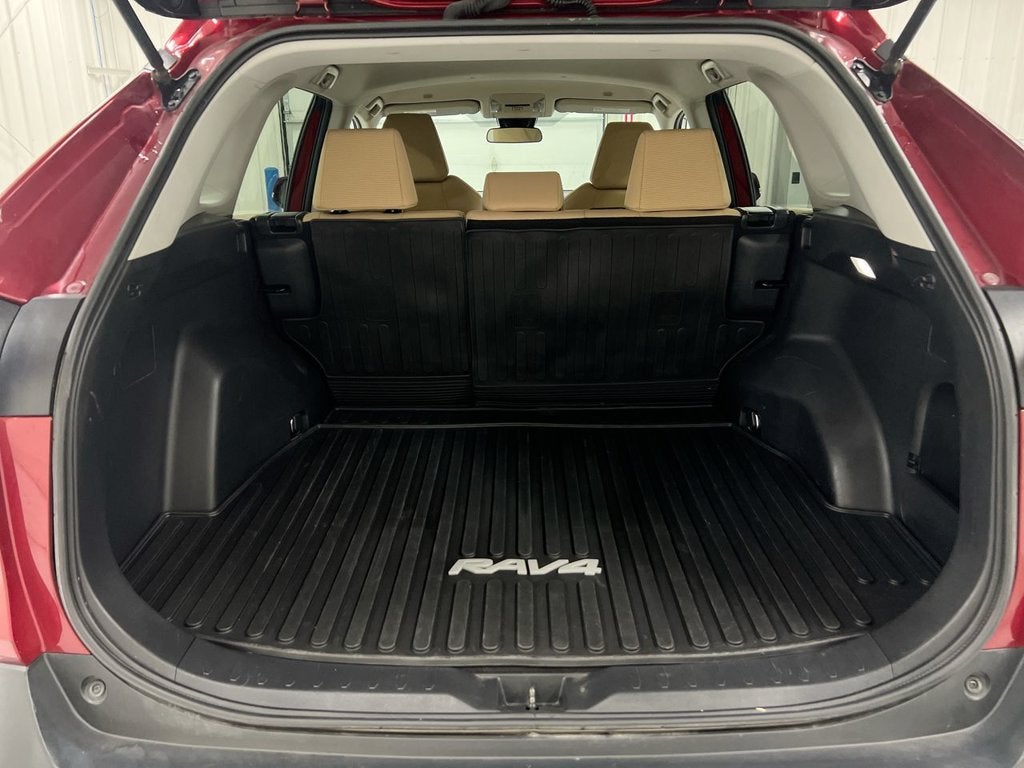 2023 Toyota RAV4 LE