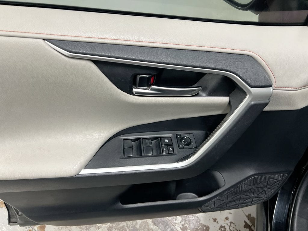 2019 Toyota RAV4 Adventure