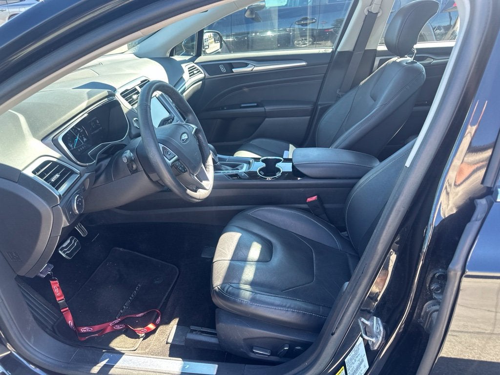 2015 Ford Fusion Titanium Hybrid
