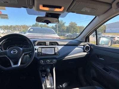 2023 Nissan Versa SV