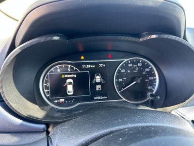 2023 Nissan Versa SV