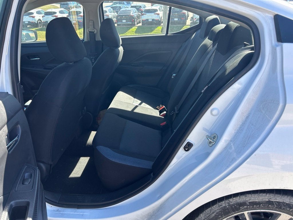2023 Nissan Versa SV