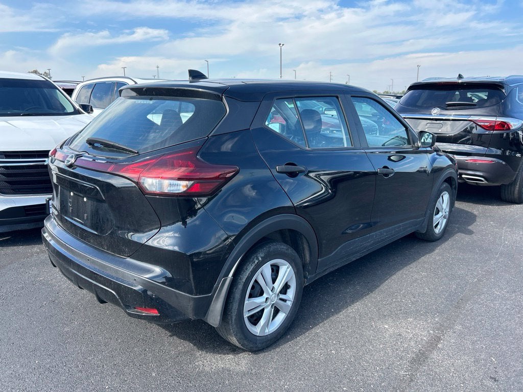 2022 Nissan Kicks S