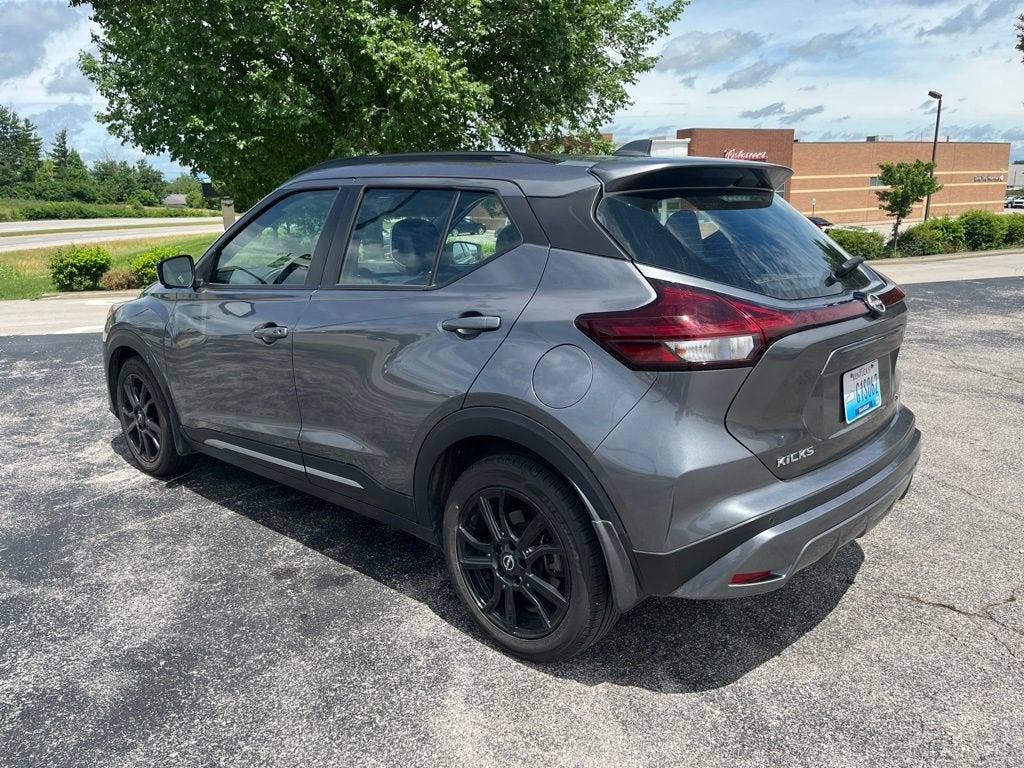 2023 Nissan Kicks SR