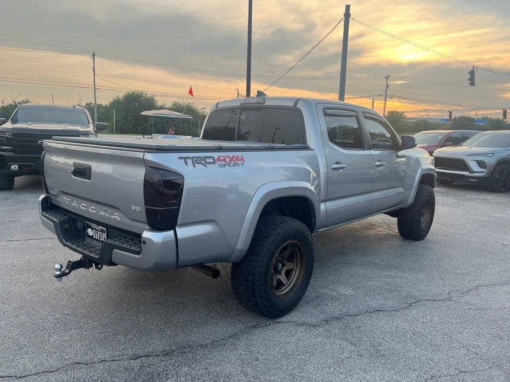 2016 Toyota Tacoma SR