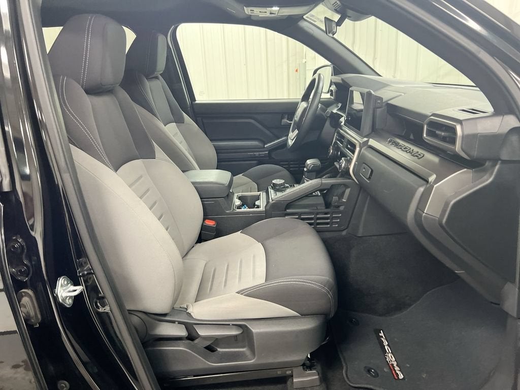 2024 Toyota Tacoma 4WD SR5