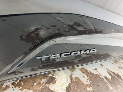 2024 Toyota Tacoma 4WD SR5