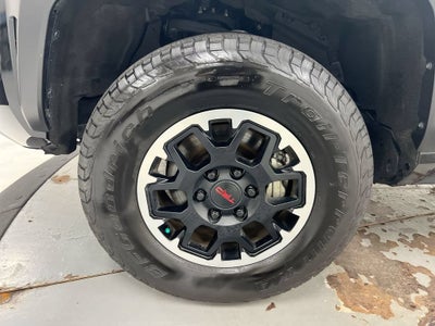 2024 Toyota Tacoma 4WD SR5