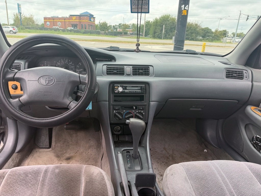 1997 Toyota Camry LE