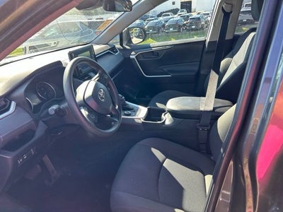 2022 Toyota RAV4 Hybrid LE