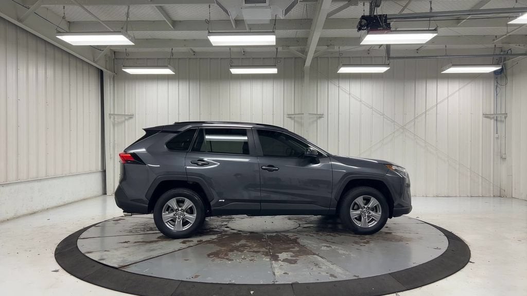 2023 Toyota RAV4 Hybrid LE