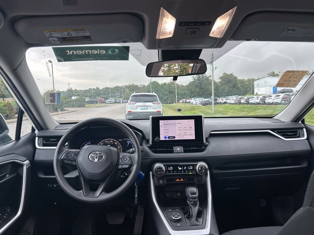 2024 Toyota RAV4 Hybrid LE