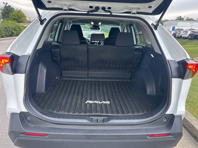 2024 Toyota RAV4 Hybrid LE