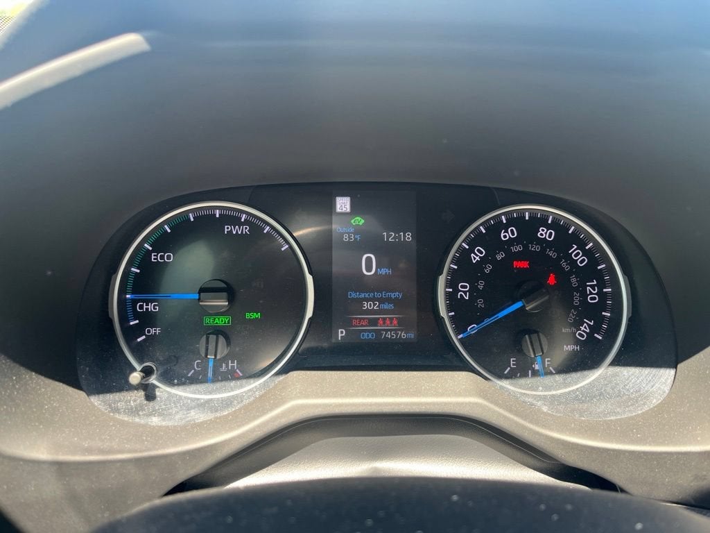 2022 Toyota RAV4 Hybrid XLE