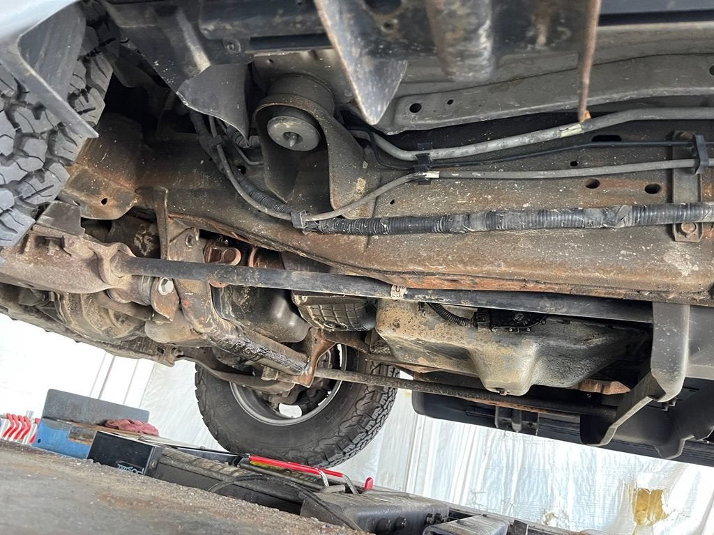 2001 Lincoln Navigator Base