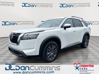 2025 Nissan Pathfinder SV