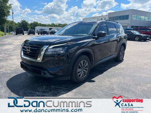 2023 Nissan Pathfinder SV