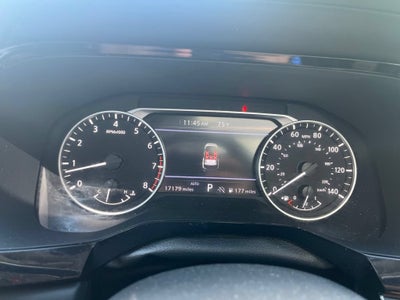 2023 Nissan Pathfinder SV