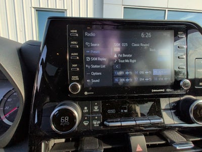 2022 Toyota Highlander LE