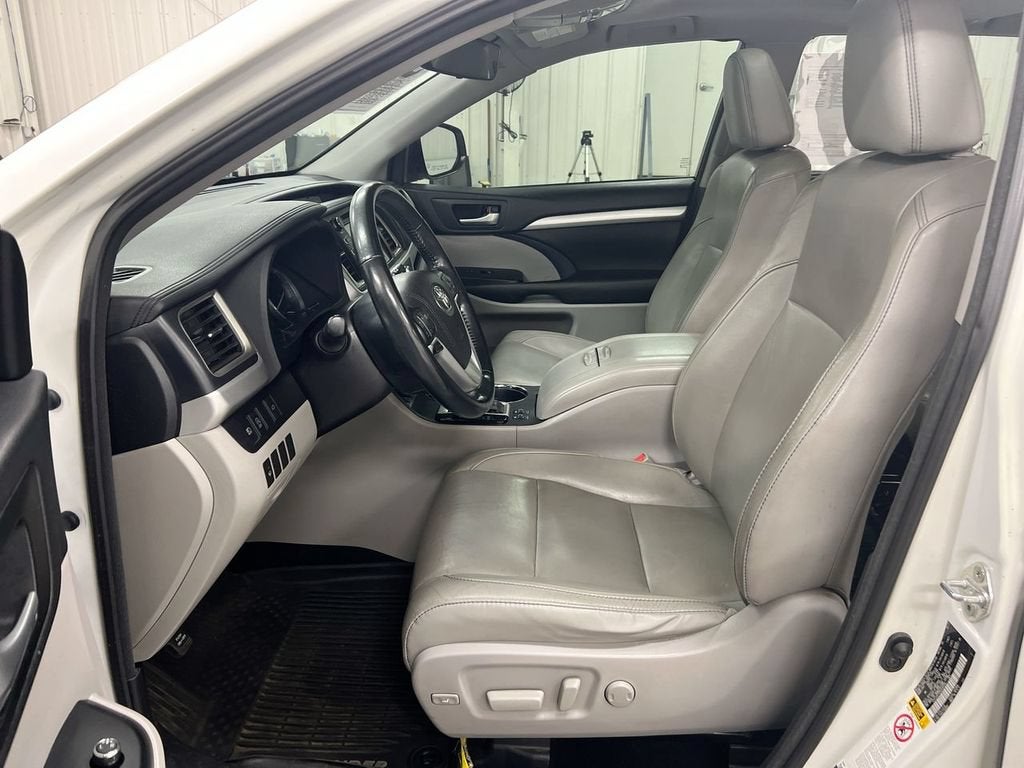 2017 Toyota Highlander XLE