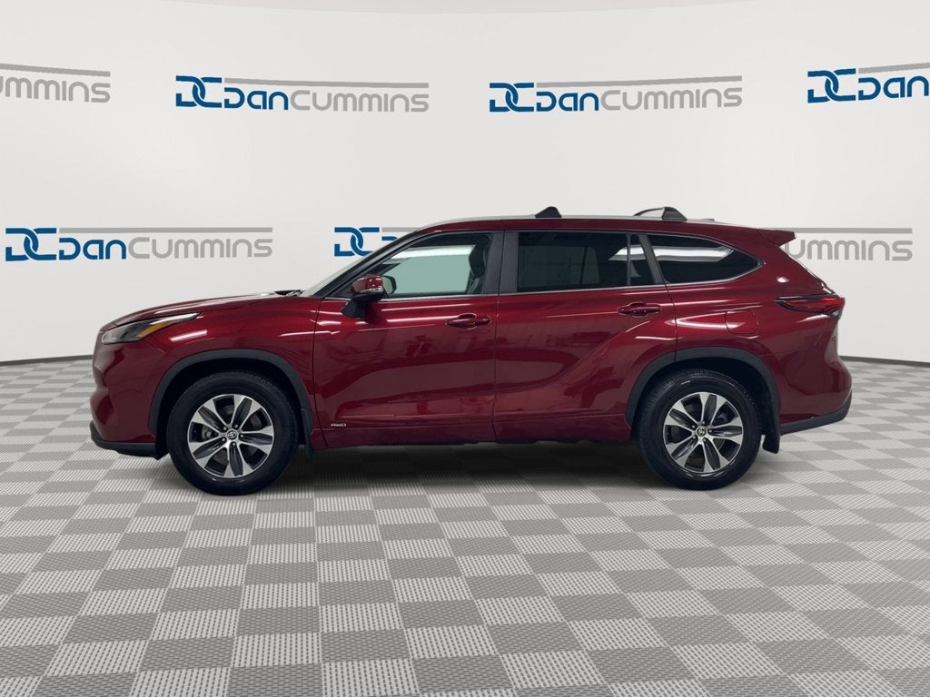 2023 Toyota Highlander Hybrid XLE