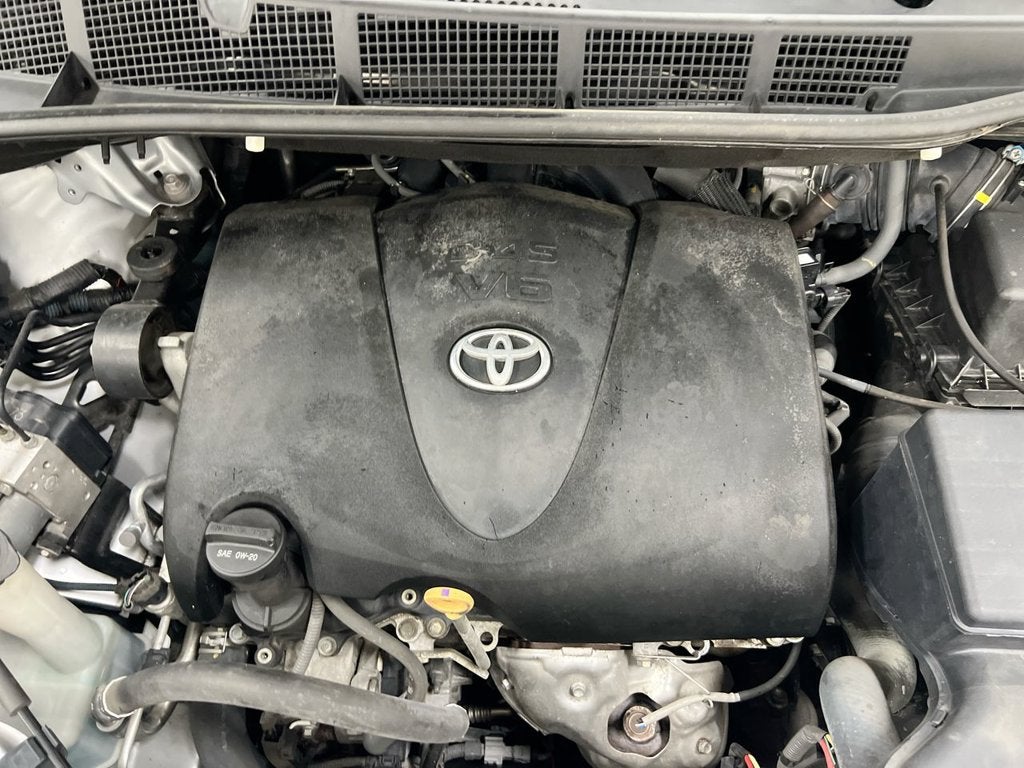 2018 Toyota Sienna LE Auto Access Seat