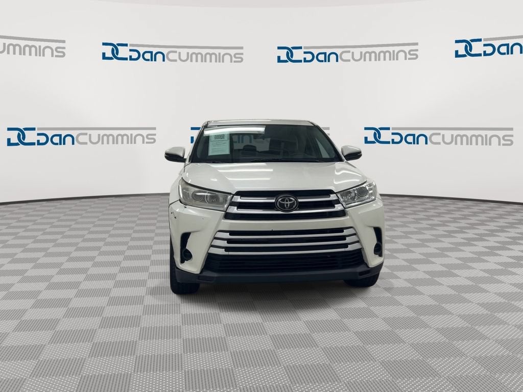2019 Toyota Highlander LE