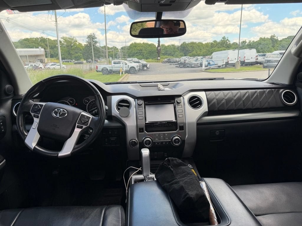 2017 Toyota Tundra 4WD Platinum