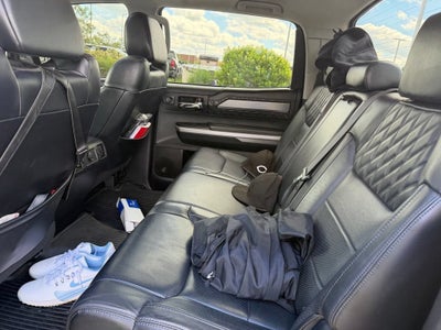 2017 Toyota Tundra 4WD Platinum